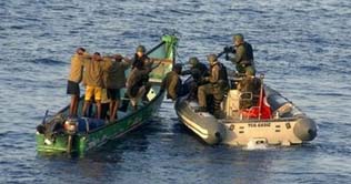 French navy captures five Somali pirates
